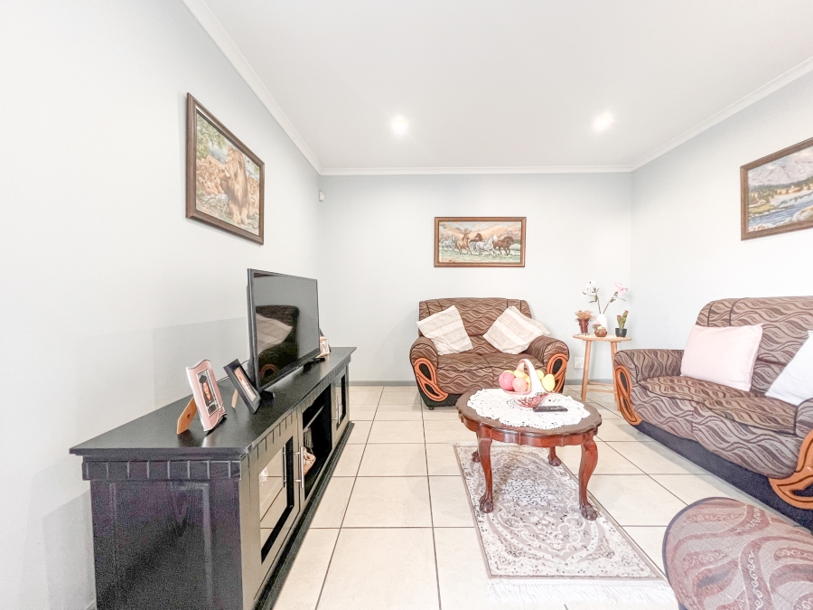 3 Bedroom Property for Sale in Villa Diamante Western Cape